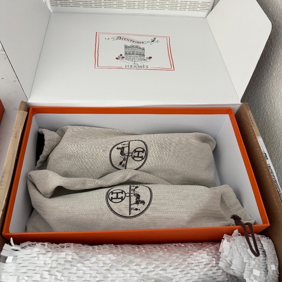 Hermes Men’s Loafers - NEVER WORN main image 4